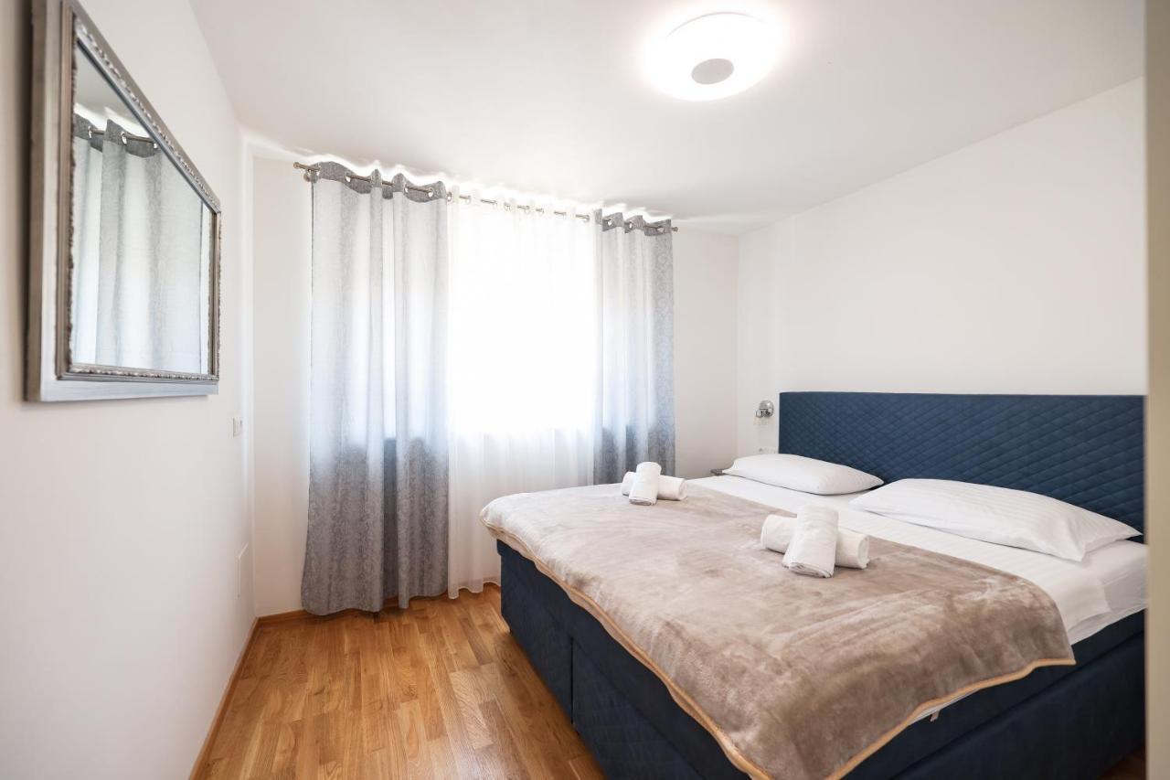 Two Bedroom Apartment With A Balcony Relja Zadar Zewnętrze zdjęcie