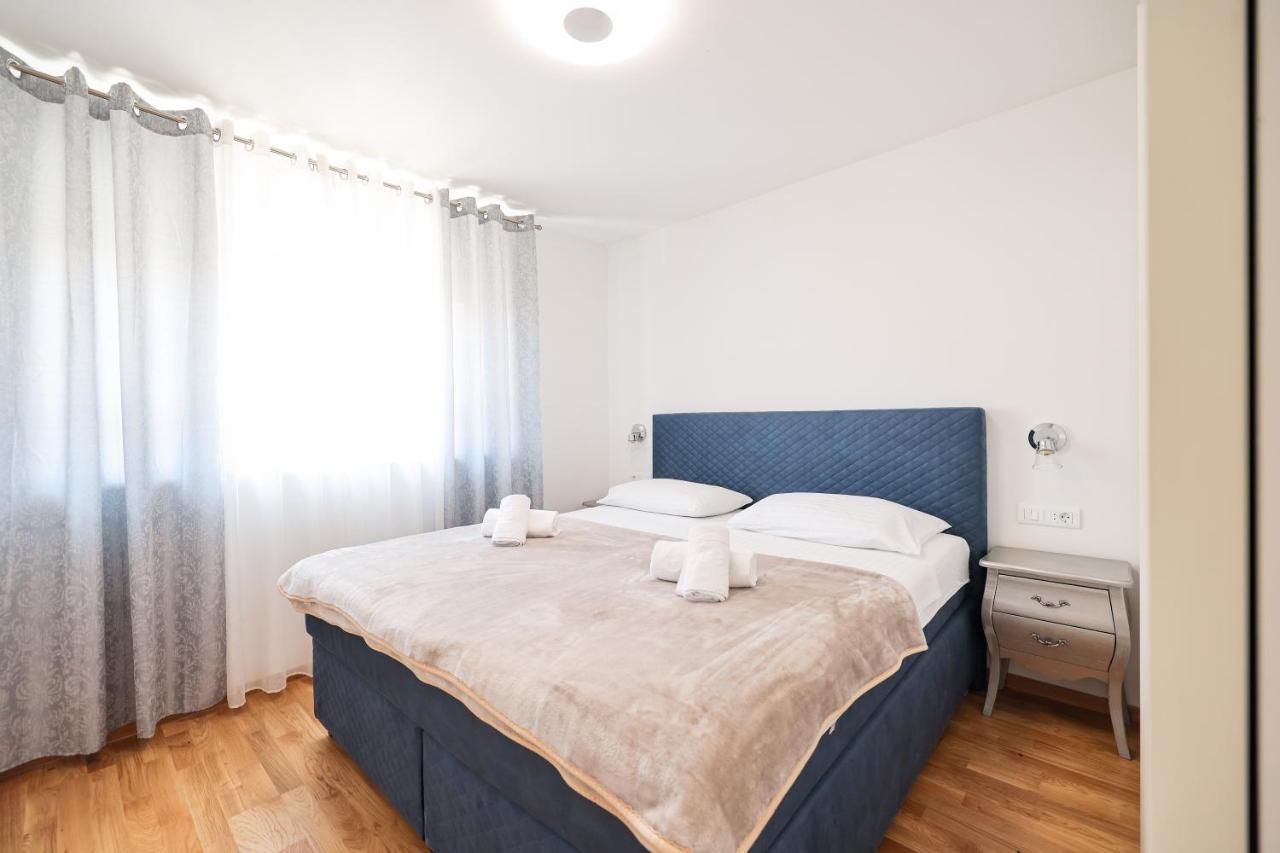 Two Bedroom Apartment With A Balcony Relja Zadar Zewnętrze zdjęcie