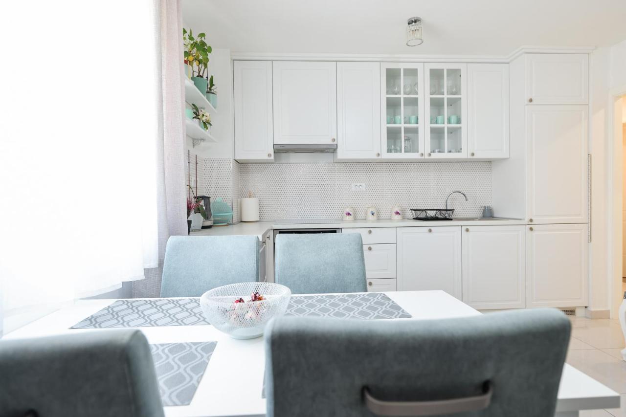 Two Bedroom Apartment With A Balcony Relja Zadar Zewnętrze zdjęcie
