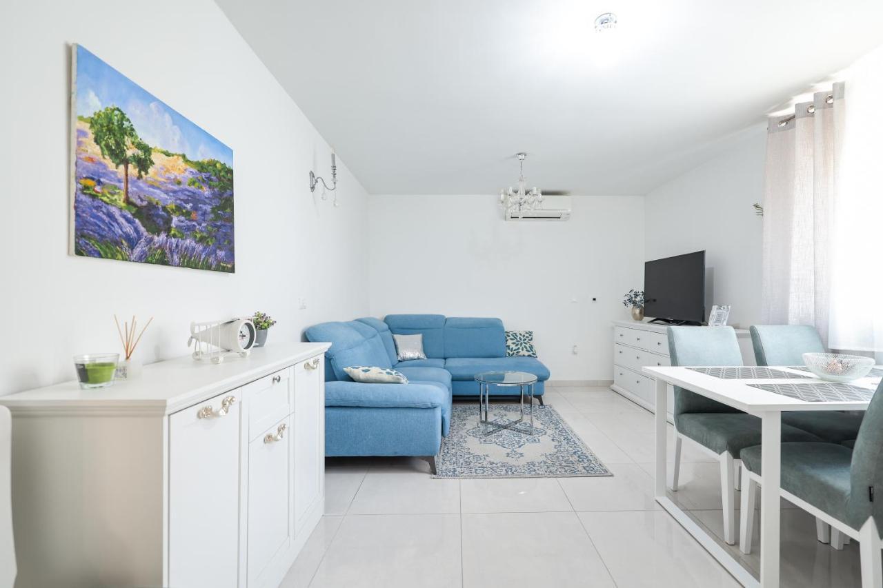 Two Bedroom Apartment With A Balcony Relja Zadar Zewnętrze zdjęcie