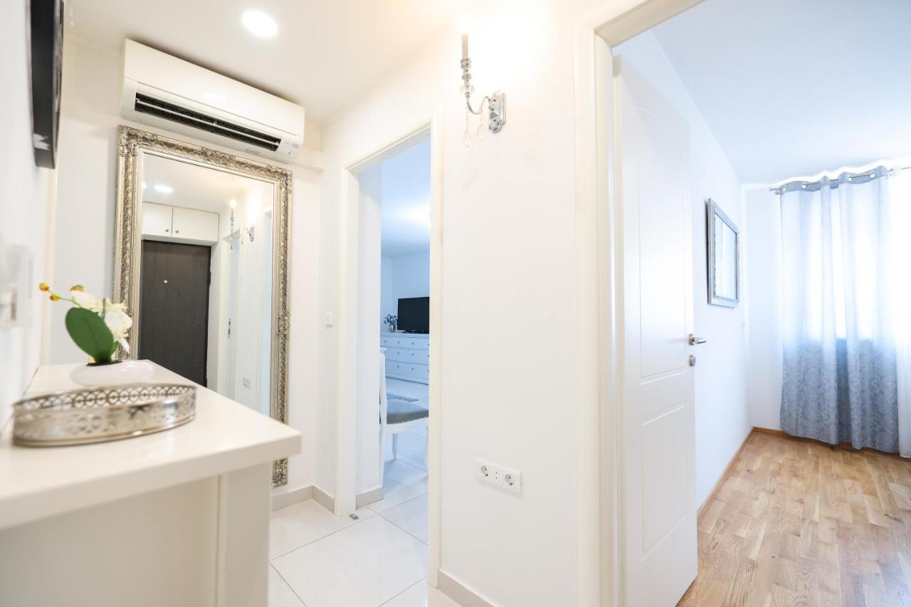 Two Bedroom Apartment With A Balcony Relja Zadar Zewnętrze zdjęcie